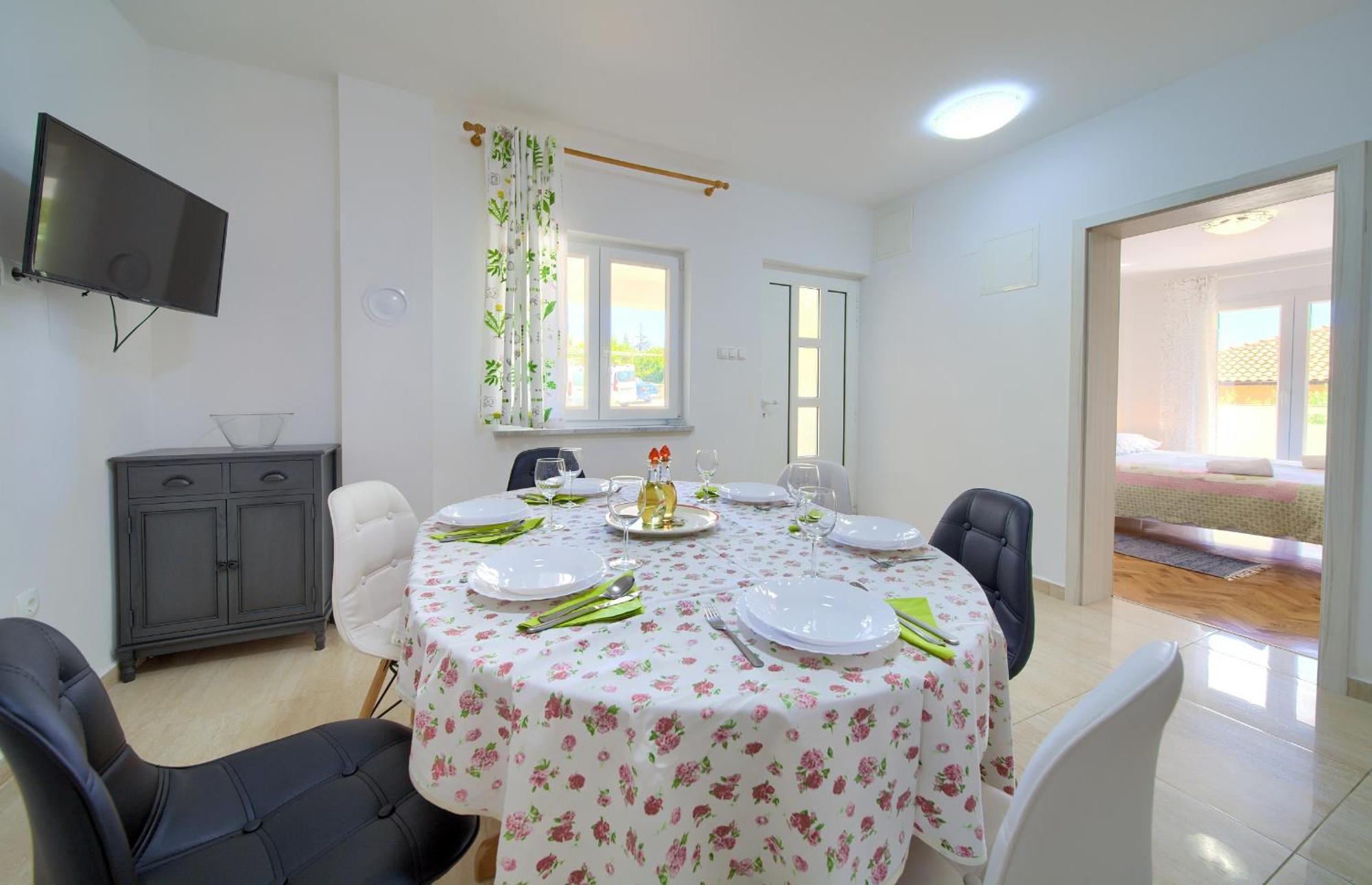 Apartments Rose Кърк Стая снимка